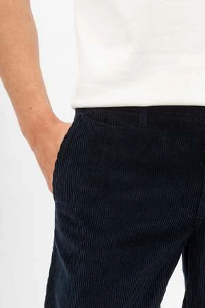 Norse ProjectsAros Regular Wide Wale Cord Chino - Dark Navy 4 Norse ProjectsAros Regular Wide Wale Cord Chino - Dark Navy - Image 4