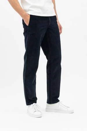 Norse ProjectsAros Regular Wide Wale Cord Chino - Dark Navy 3 Norse ProjectsAros Regular Wide Wale Cord Chino - Dark Navy - Image 3