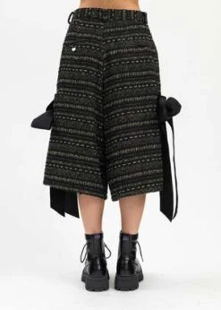 KidillRIBBON SHORT PANTS LILY-YARN TWEED - BLACK 11 KidillRIBBON SHORT PANTS LILY-YARN TWEED - BLACK -Men Outfitters Shop BLACK RIBBON SHORT PANTS LILY YARN TWEED 20230921025138 1