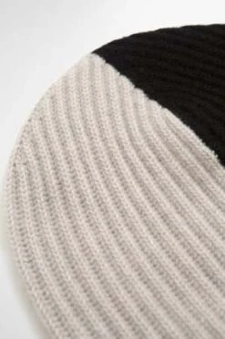 Begg X CoBi Colour Cashmere Beanie - Black/Off White -Men Outfitters Shop Bi Colour Beanie Cashmere Black Off White 20220825180829 1