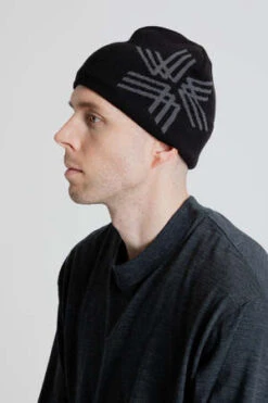 GoldwinGoldwin Big Logo Beanie - Black