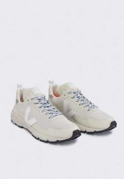 VEJADekkan Alveomesh Shoes - Natural/White -Men Outfitters Shop Dekkan Alveomesh Natural White 20230307135659 1