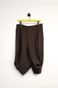 Edward CumingElastic Twill Double Kick-Up Bermudas - Brown -Men Outfitters Shop Edward Cuming Elastic Twill Double Kick Up Bermudas Brown 20230504203241