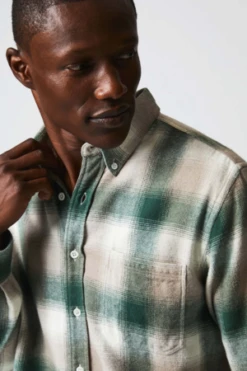 Billy ReidFlannel Bold Plaid Tuscumbia Shirt - Alaska Natural/Green -Men Outfitters Shop Flannel Bold Plaid Tuscumbia Shirt 20230915165844