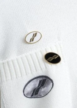 We11doneOval Logo Brooch Set - Gold -Men Outfitters Shop Gold Oval Logo Brooch Set 20210126054347 1