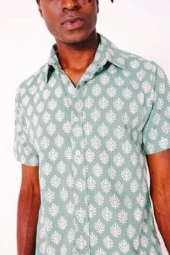 DUSHYANT.Hand Block Printed The Prat Short Sleeve Shirt - Sage/White Leaf Motif -Men Outfitters Shop Hand Block Printed The Prat Short Sleeve Shirt in Sage and White Leaf Motif 20230903212606 1