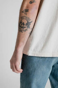 JackmanJackman Lead Off T-Shirt - Kinari 15 JackmanJackman Lead Off T-Shirt - Kinari -Men Outfitters Shop Lead Off T Shirt Kinari 20231031191939