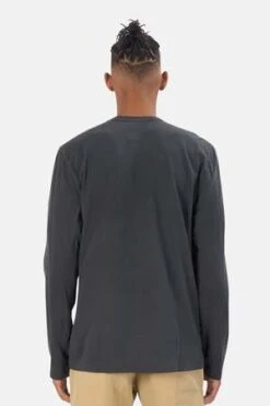 James PerseLightweight Jersey Crew Long Sleeve Tee - Carbon Pigment -Men Outfitters Shop Lightweight Jersey Crew Long Sleeve Tee Carbon Pigment 20220811095554 2