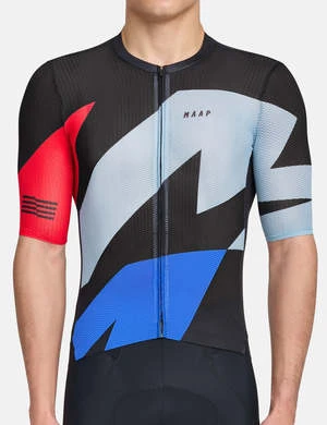 MAAPEmerge Ultralight Pro Jersey - Black 2 MAAPEmerge Ultralight Pro Jersey - Black - Image 2
