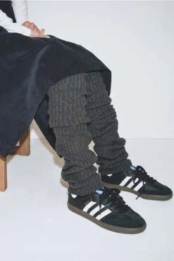 Mijeong ParkCHUNKY LEG WARMER - CHARCOAL -Men Outfitters Shop Mijeong Park CHUNKY LEG WARMER CHARCOAL 20231028005050