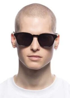 Le SpecsUnnisex Le Specs Trasher Sunglasses - Black -Men Outfitters Shop Trasher sunglasses black 20230824064600 2