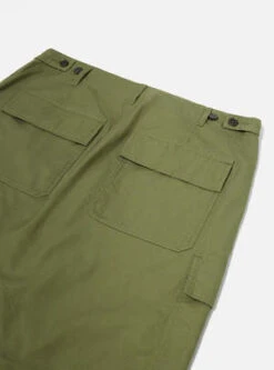 Universal WorksMW Cargo Short - Olive Fine Twill 10 Universal WorksMW Cargo Short - Olive Fine Twill -Men Outfitters Shop UNIVERSAL WORKS MW Cargo Short In Olive Fine Twill 20230311185340 1